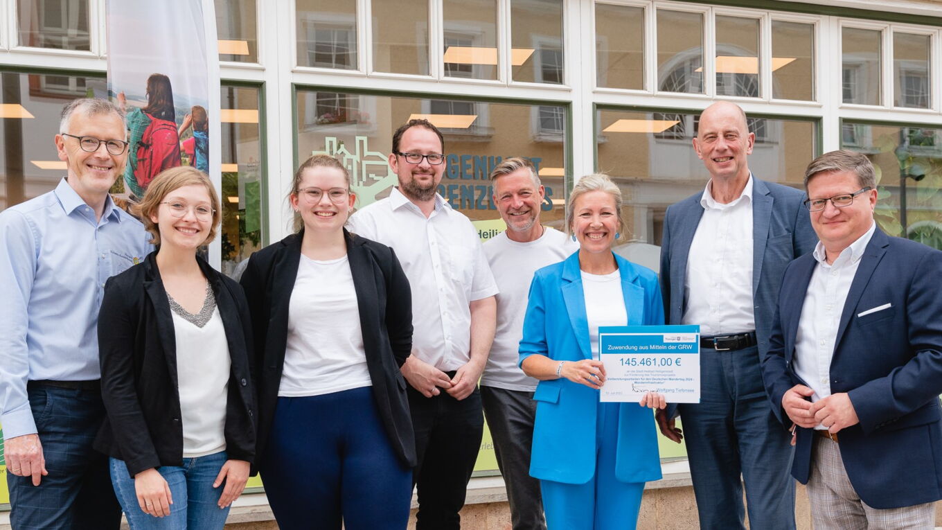 v.l.n.r. Uwe Müller, Sophia Lamprecht, Herta Gerlach, Thadäus König, Rüdiger Eckart, Jeannette Löser, Wolfgang Tiefensee, Thomas Spielmann ©Alexander Franke, Stadtverwaltung Heilbad Heiligenstadt
