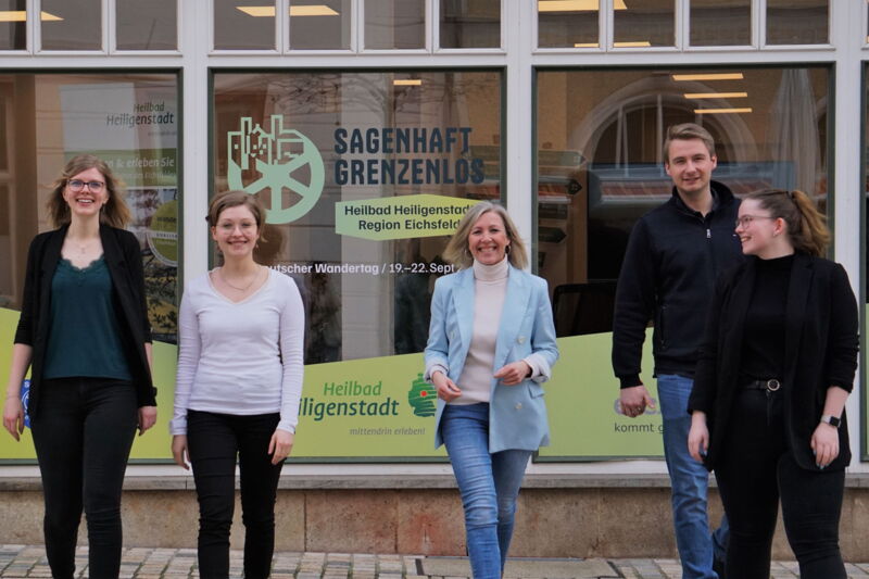 v.l.n.r. Tokessa Reiß, Sophia Lamprecht, Jeannette Löser, Moritz Lange, Herta Gerlach © Sarah Jakob, BEWEGT